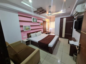 Отель Hotel Kalinga Lake View  Ахмедабад